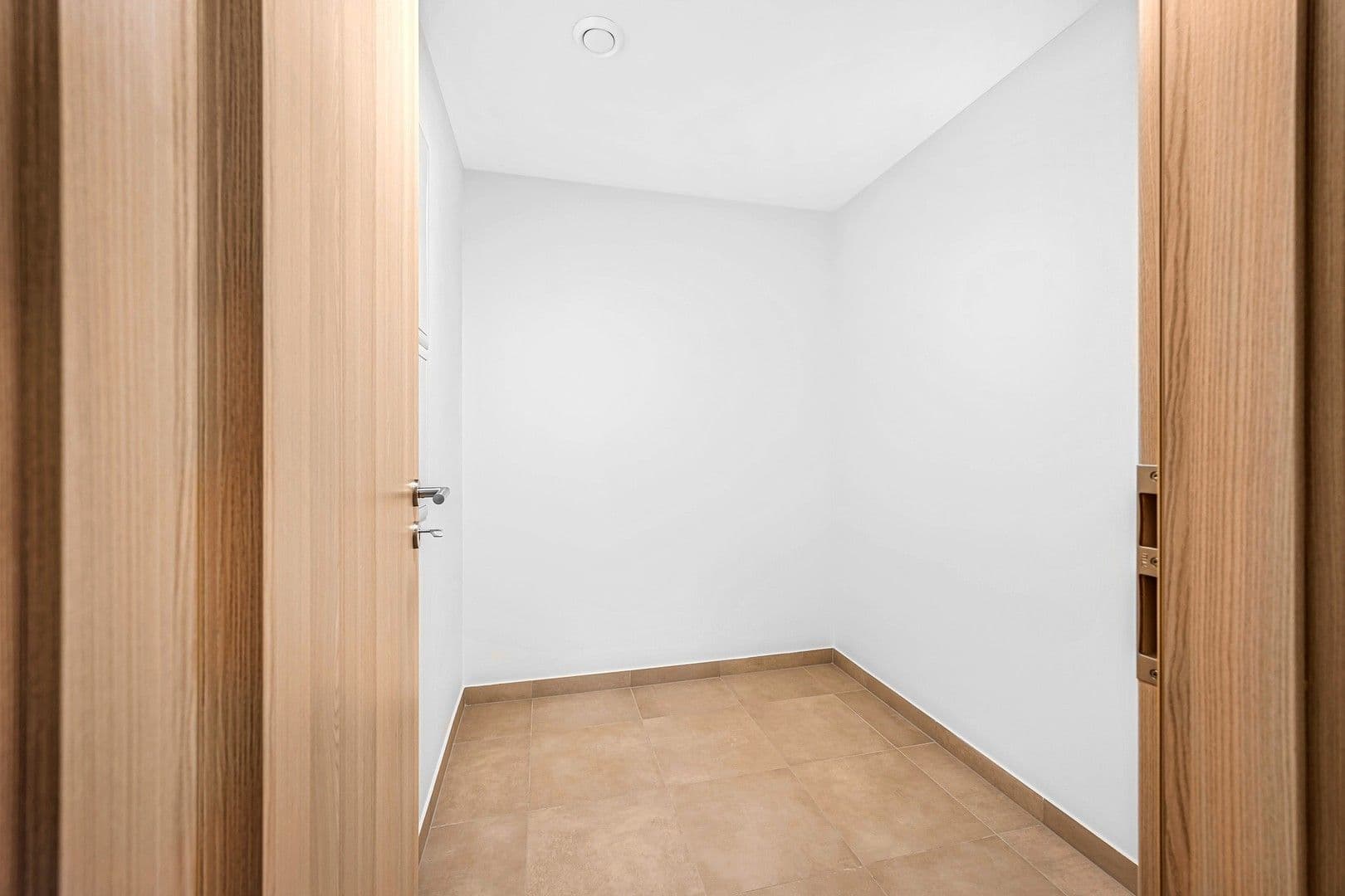 Prenájom bytu 2-izbový 60 m², Pavla Beneše, Praha, Praha Prenájom bytu 2-izbový 60 m², Pavla Beneše, Praha, Praha