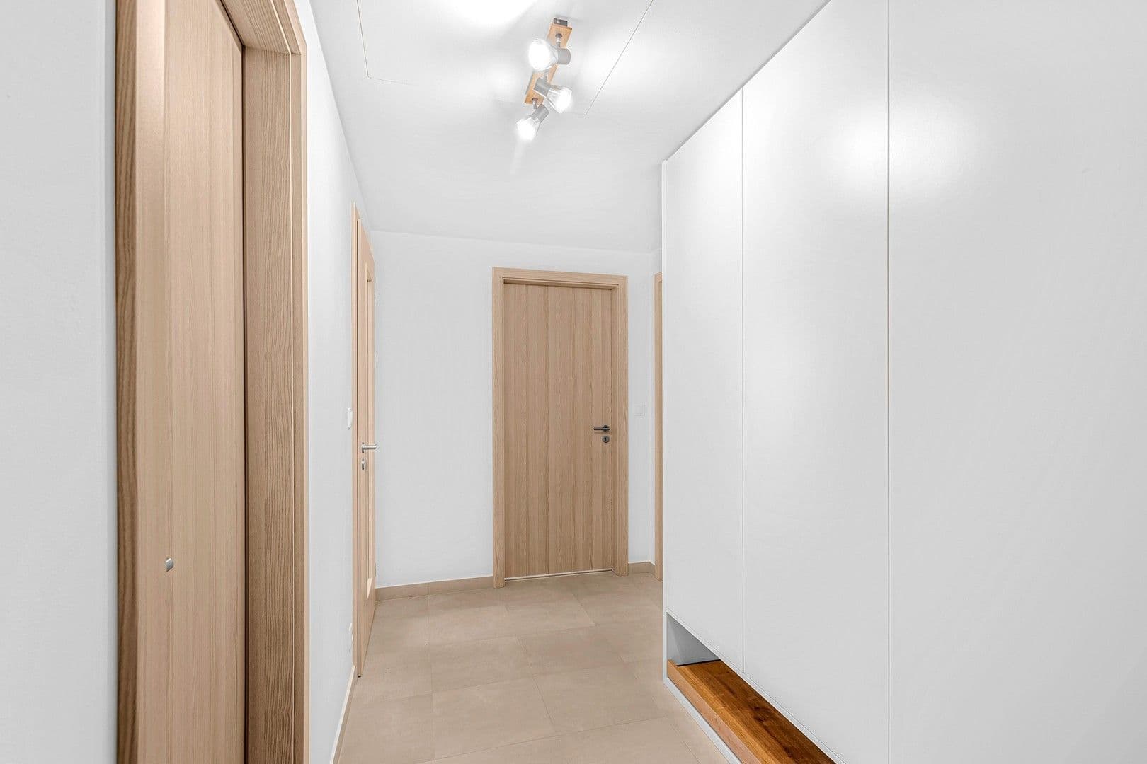 Prenájom bytu 2-izbový 60 m², Pavla Beneše, Praha, Praha Prenájom bytu 2-izbový 60 m², Pavla Beneše, Praha, Praha