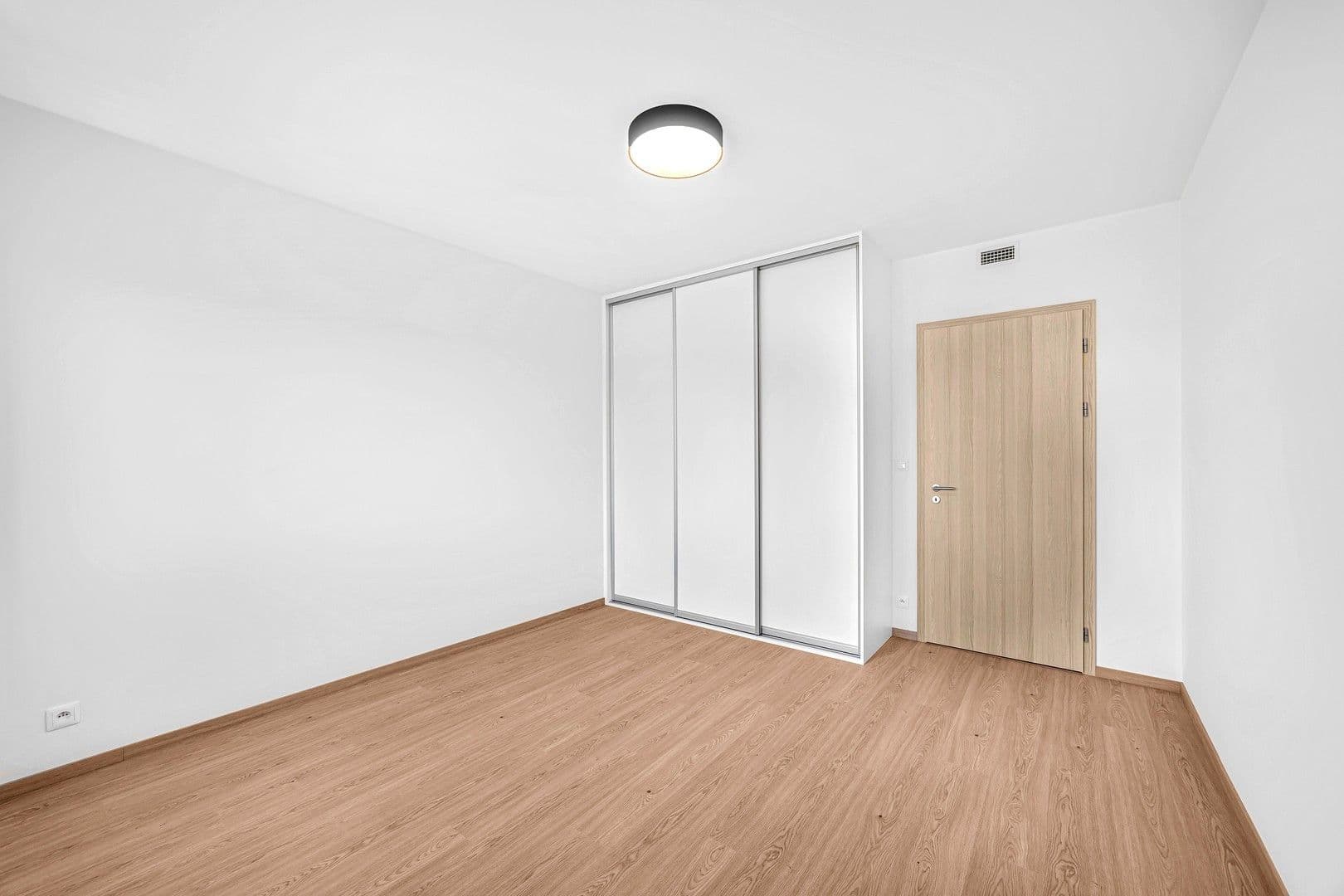 Prenájom bytu 2-izbový 60 m², Pavla Beneše, Praha, Praha Prenájom bytu 2-izbový 60 m², Pavla Beneše, Praha, Praha