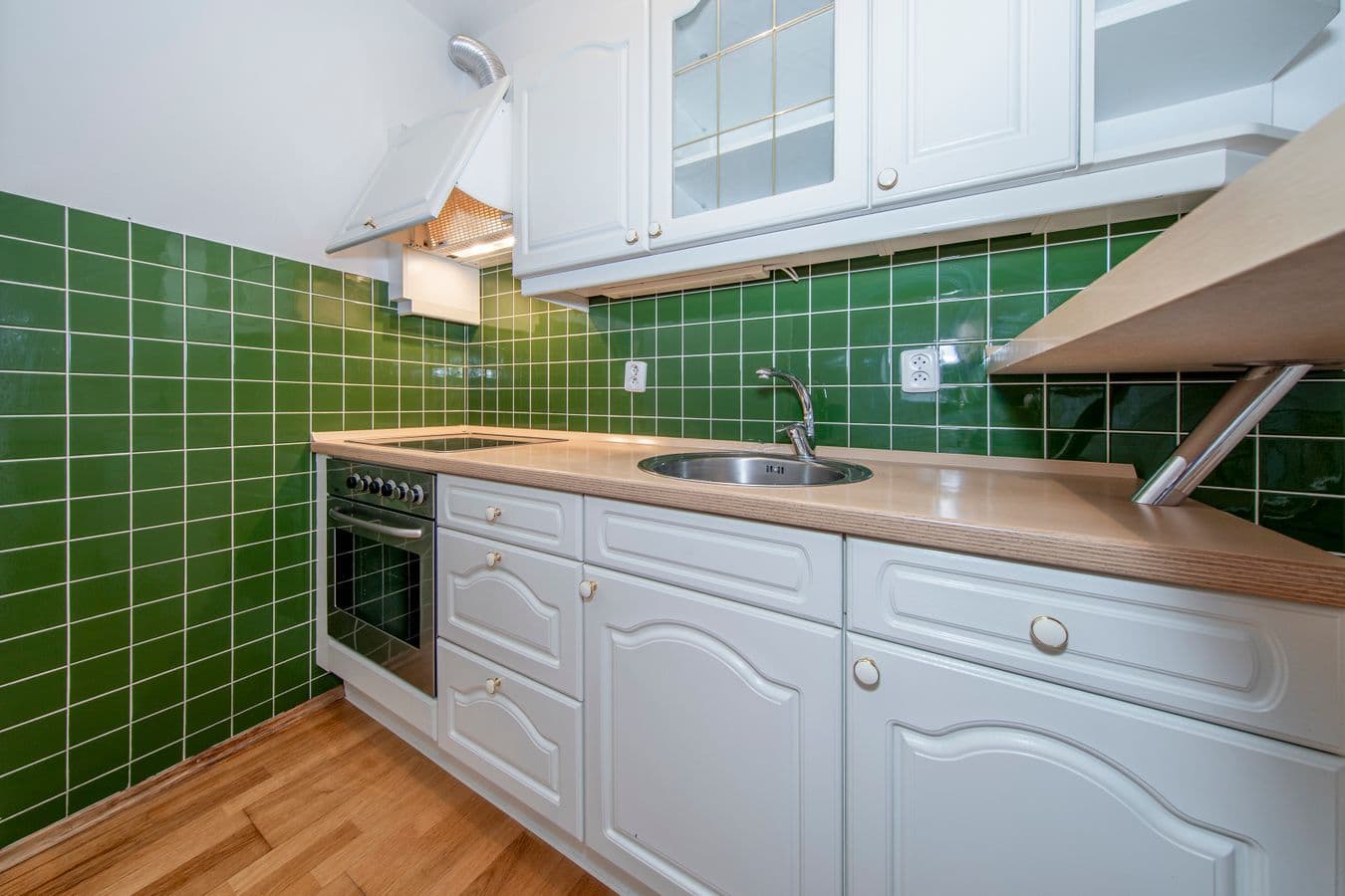 Prenájom bytu 1-izbový 35 m², Počernická, Praha, Praha Prenájom bytu 1-izbový 35 m², Počernická, Praha, Praha