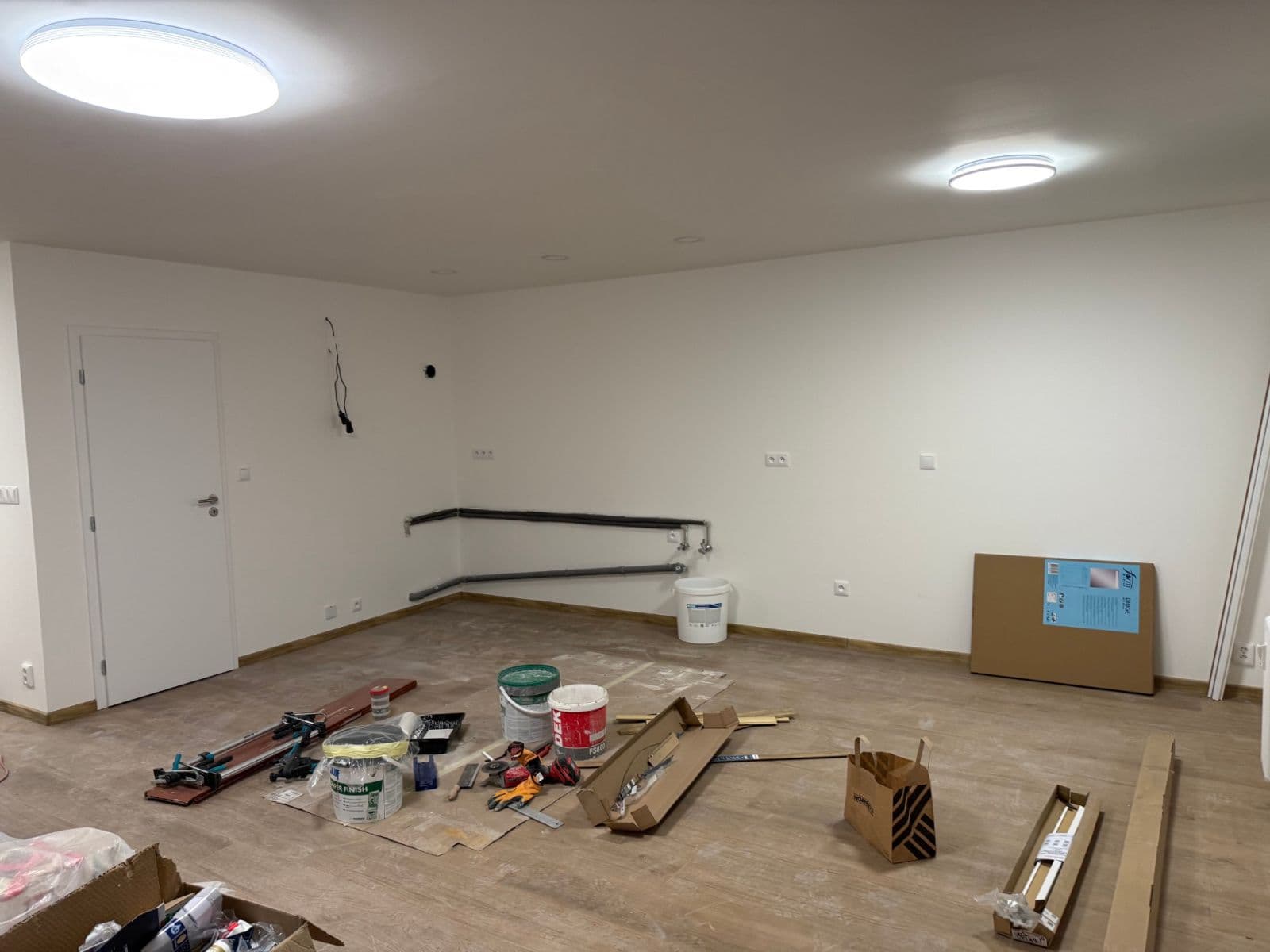 Prenájom bytu 3-izbový 74 m², Augustinova, Praha, Praha Prenájom bytu 3-izbový 74 m², Augustinova, Praha, Praha