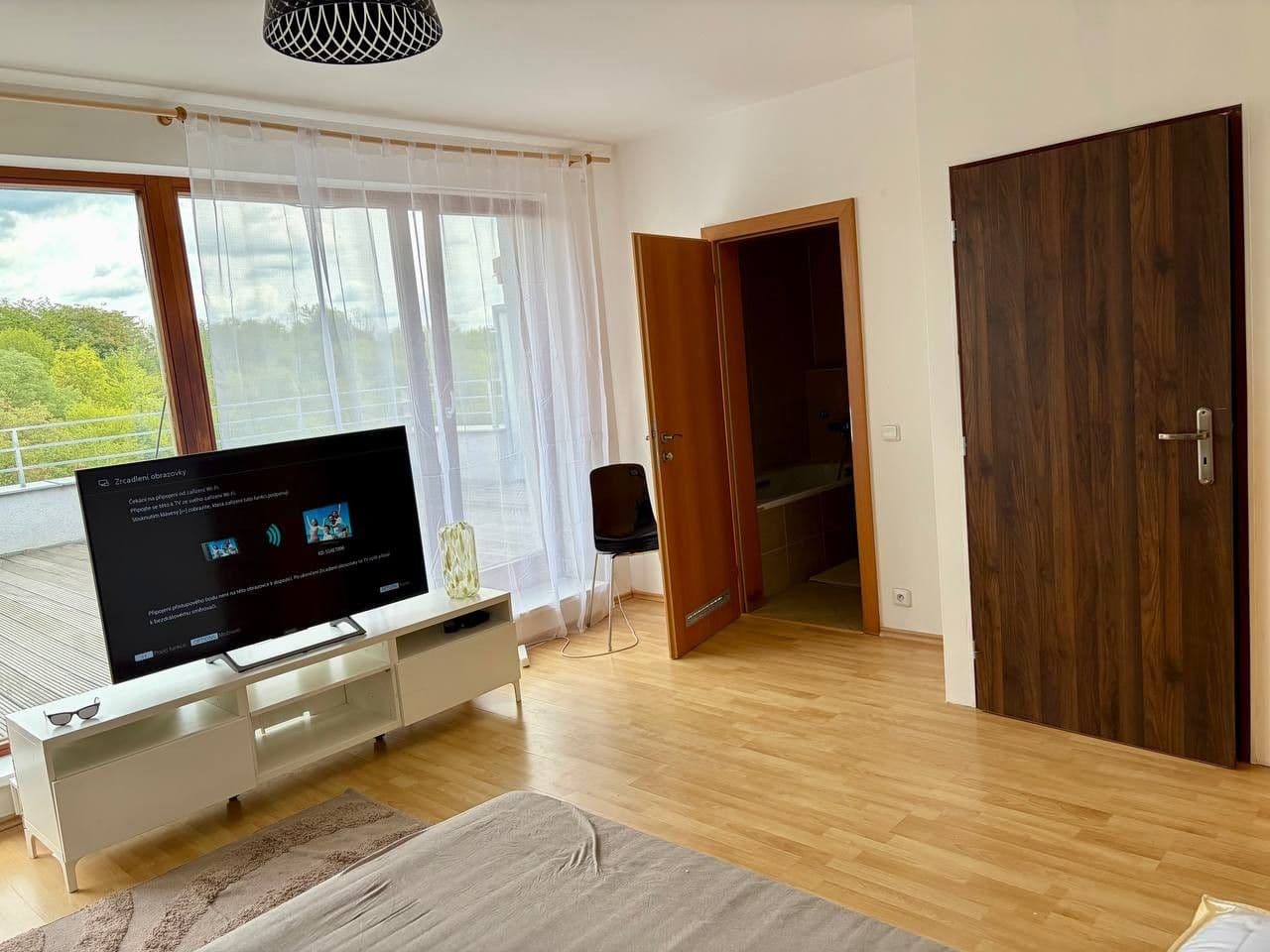 Prenájom bytu Garsoniéra 22 m², K Zahrádkám, Praha, Praha Prenájom bytu Garsoniéra 22 m², K Zahrádkám, Praha, Praha