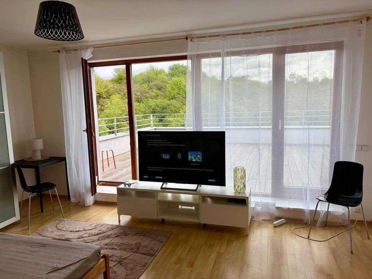 Prenájom bytu Garsoniéra 22 m², K Zahrádkám, Praha, Praha Prenájom bytu Garsoniéra 22 m², K Zahrádkám, Praha, Praha