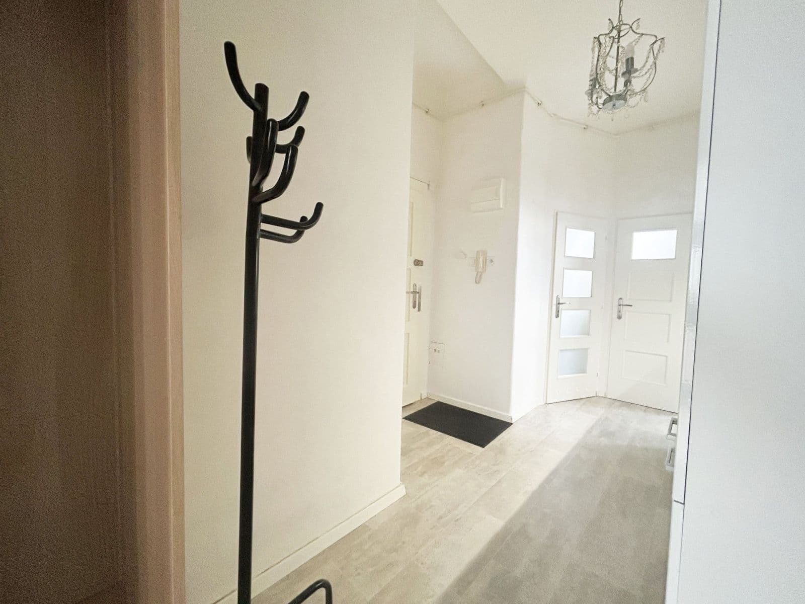 Prenájom bytu 2-izbový 45 m², Stroupežnického, Praha, Praha Prenájom bytu 2-izbový 45 m², Stroupežnického, Praha, Praha
