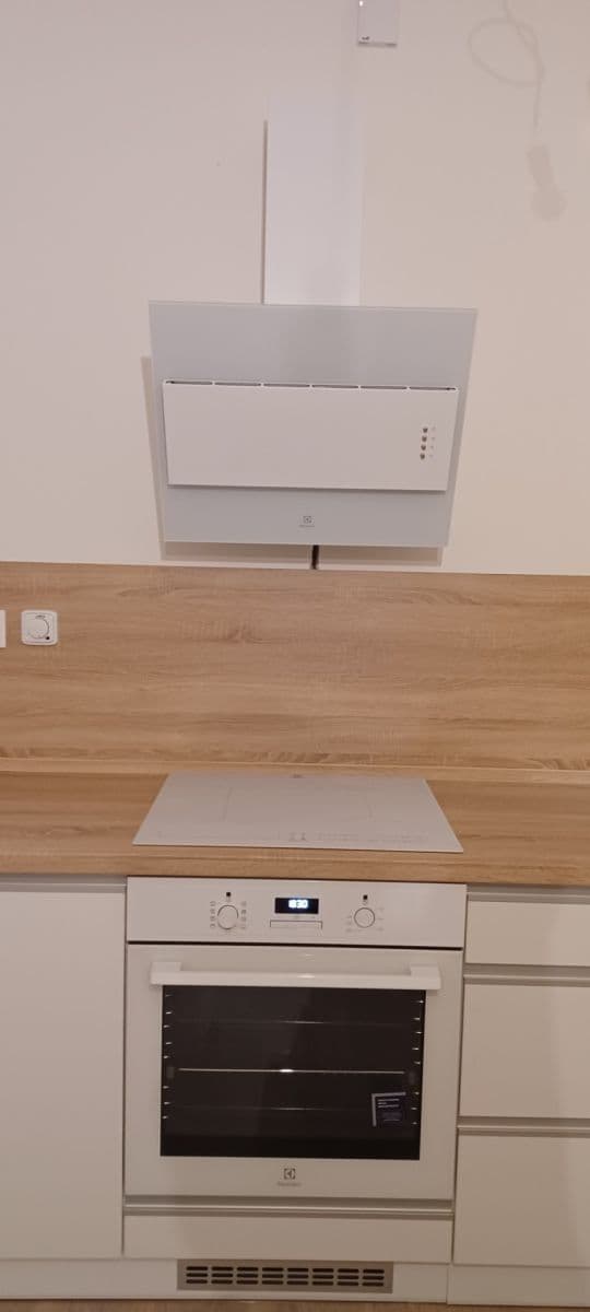 Prenájom bytu 1-izbový 39 m², Odolena Voda, Středočeský kraj Prenájom bytu 1-izbový 39 m², Odolena Voda, Středočeský kraj