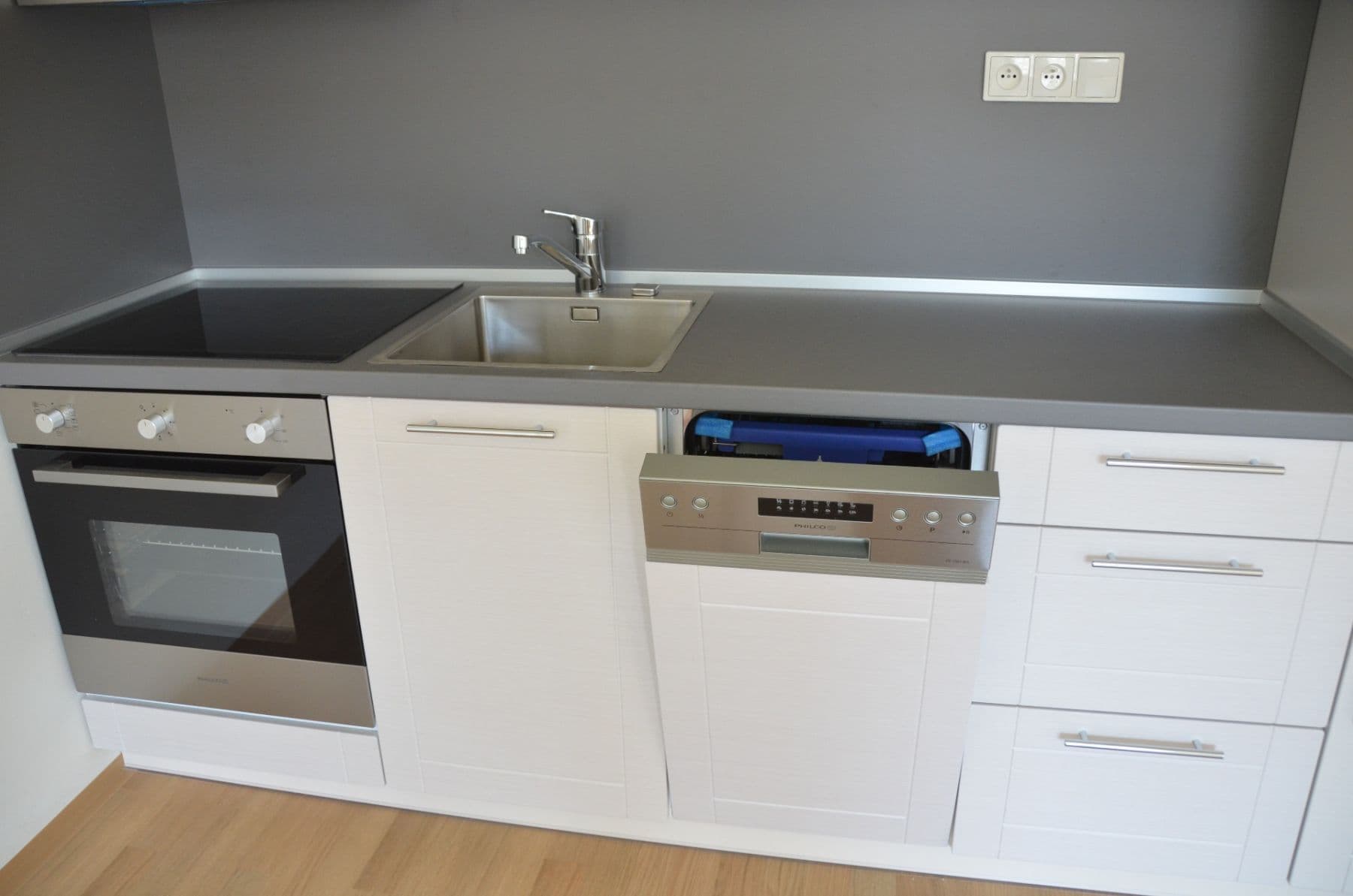 Prenájom bytu 2-izbový 54 m², Hodkovická, Liberec, Liberecký kraj Prenájom bytu 2-izbový 54 m², Hodkovická, Liberec, Liberecký kraj