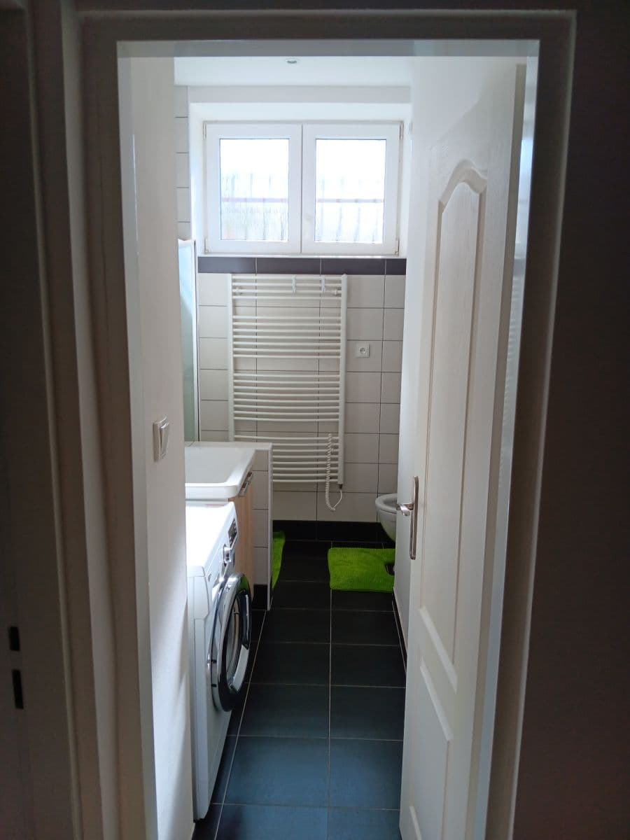 Prenájom bytu 2-izbový 35 m², Kolodějská, Praha, Praha Prenájom bytu 2-izbový 35 m², Kolodějská, Praha, Praha