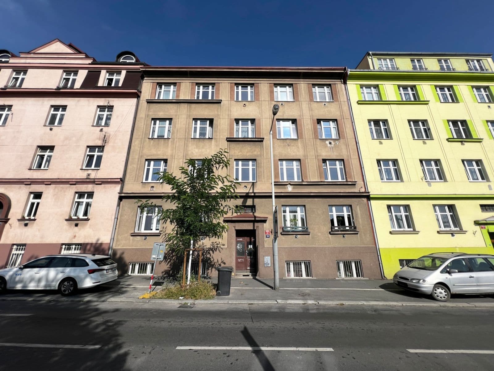 Prenájom bytu 2-izbový 55 m², Vosmíkových, Praha, Praha Prenájom bytu 2-izbový 55 m², Vosmíkových, Praha, Praha