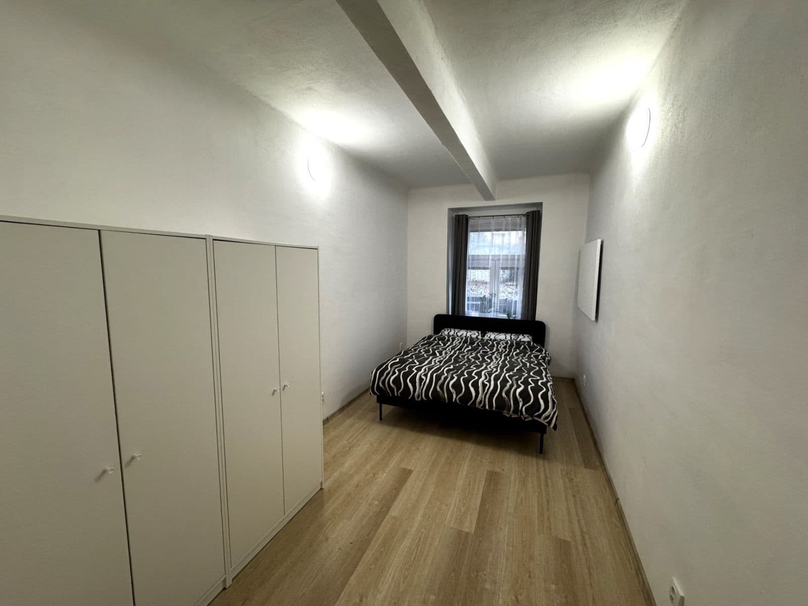 Prenájom bytu 2-izbový 55 m², Vosmíkových, Praha, Praha Prenájom bytu 2-izbový 55 m², Vosmíkových, Praha, Praha