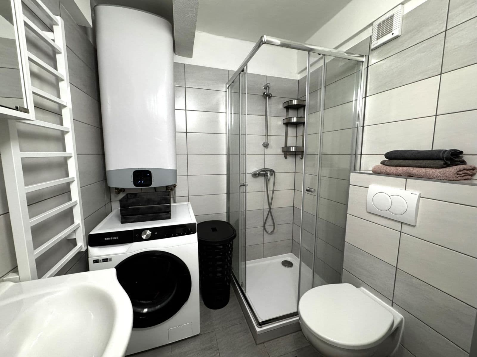 Prenájom bytu 2-izbový 55 m², Vosmíkových, Praha, Praha Prenájom bytu 2-izbový 55 m², Vosmíkových, Praha, Praha