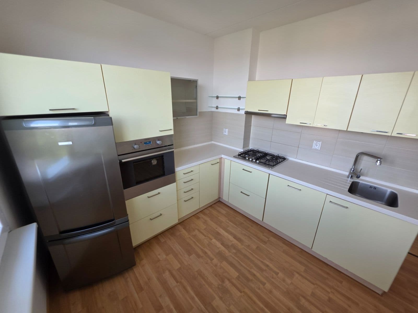 Prenájom bytu 1-izbový 40 m², Imrychova, Praha, Praha Prenájom bytu 1-izbový 40 m², Imrychova, Praha, Praha