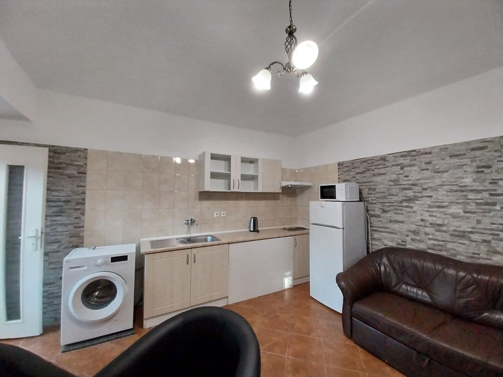 Prenájom bytu 2-izbový 42 m², Slivenecká, Praha, Praha Prenájom bytu 2-izbový 42 m², Slivenecká, Praha, Praha