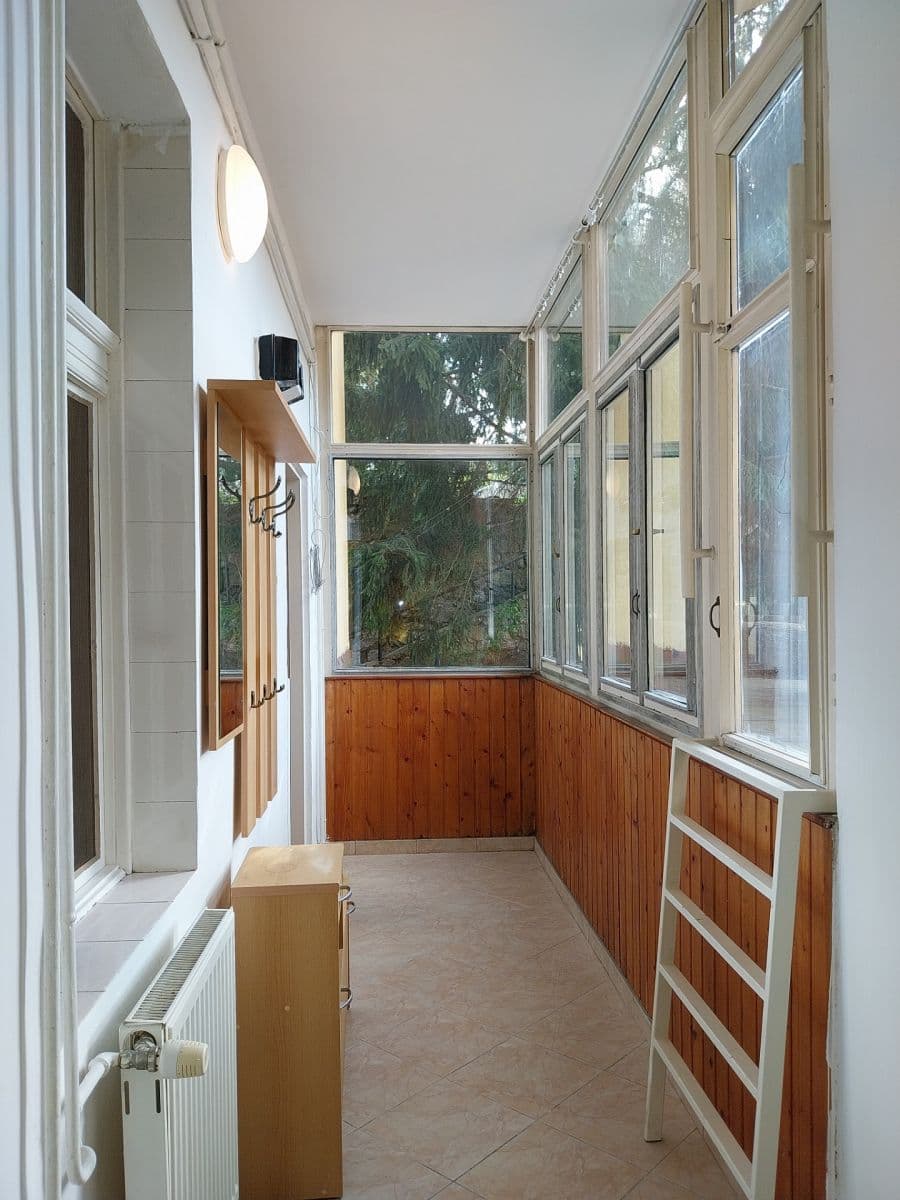 Prenájom bytu 2-izbový 42 m², Slivenecká, Praha, Praha Prenájom bytu 2-izbový 42 m², Slivenecká, Praha, Praha