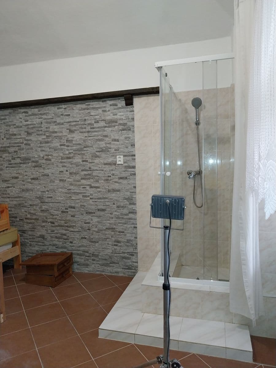 Prenájom bytu 2-izbový 42 m², Slivenecká, Praha, Praha Prenájom bytu 2-izbový 42 m², Slivenecká, Praha, Praha