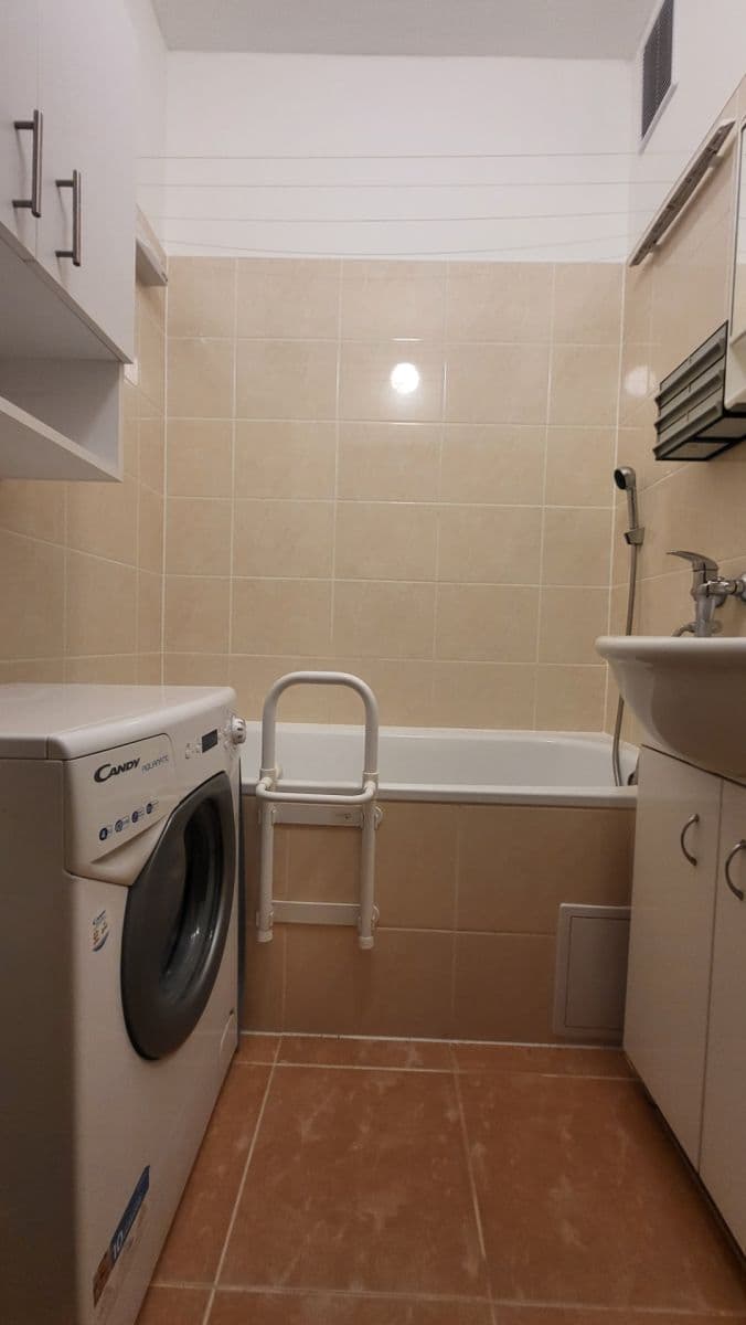 Predaj bytu 3-izbový 58 m², Volgogradská, Ostrava, Moravskoslezský kraj Predaj bytu 3-izbový 58 m², Volgogradská, Ostrava, Moravskoslezský kraj