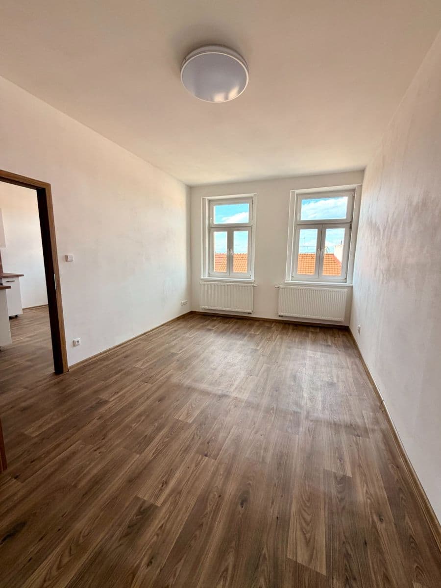 Prenájom bytu 2-izbový 41 m², Víta Nejedlého, Praha, Praha Prenájom bytu 2-izbový 41 m², Víta Nejedlého, Praha, Praha