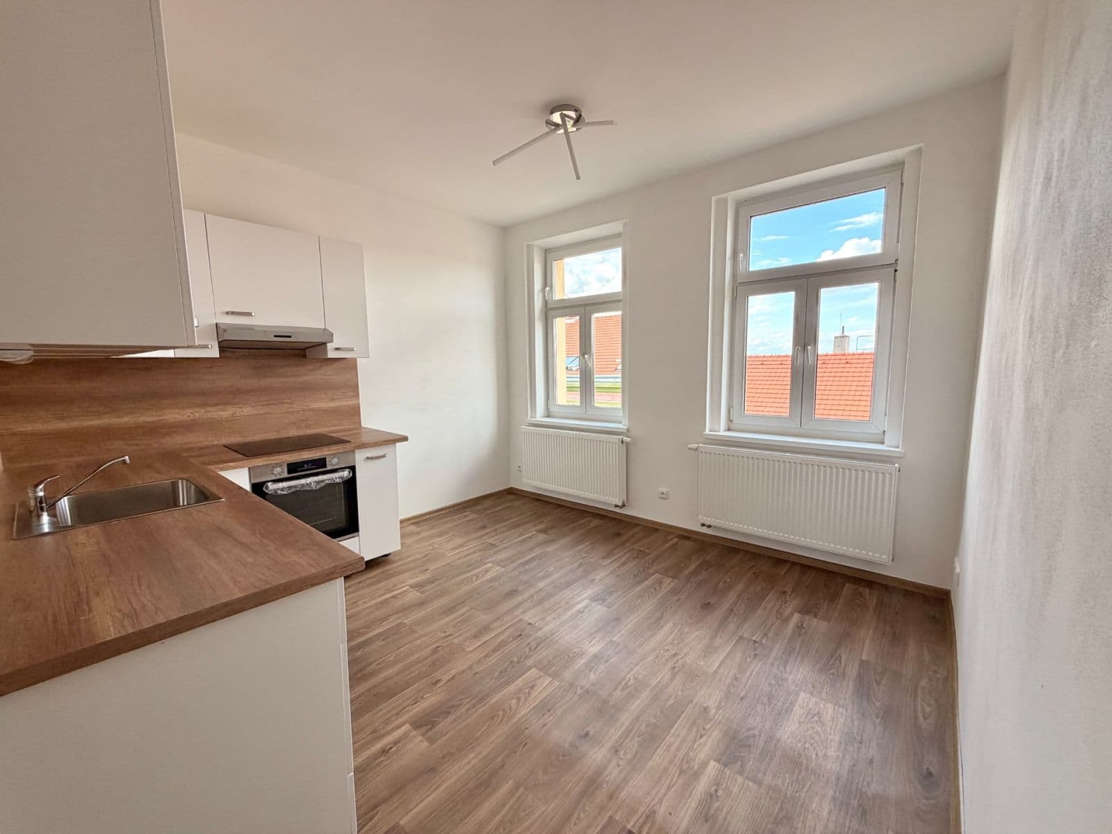 Prenájom bytu 2-izbový 41 m², Víta Nejedlého, Praha, Praha Prenájom bytu 2-izbový 41 m², Víta Nejedlého, Praha, Praha
