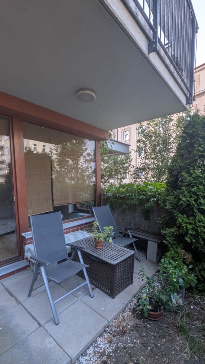 Prenájom bytu 2-izbový 43 m², Pod Kavalírkou, Praha, Praha Prenájom bytu 2-izbový 43 m², Pod Kavalírkou, Praha, Praha