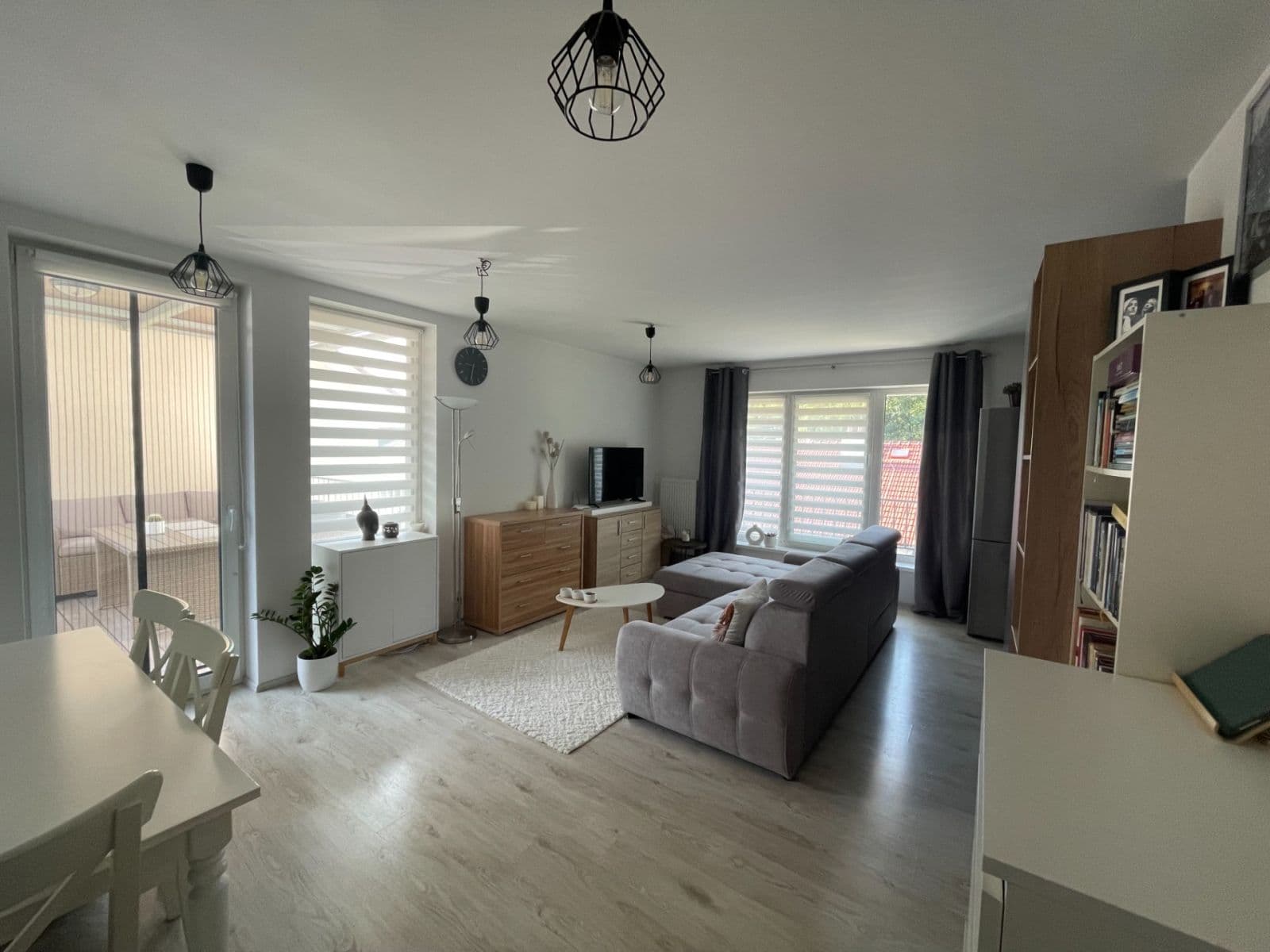 Prenájom bytu 3-izbový 69 m², Vrbová, Kunice, Středočeský kraj Prenájom bytu 3-izbový 69 m², Vrbová, Kunice, Středočeský kraj