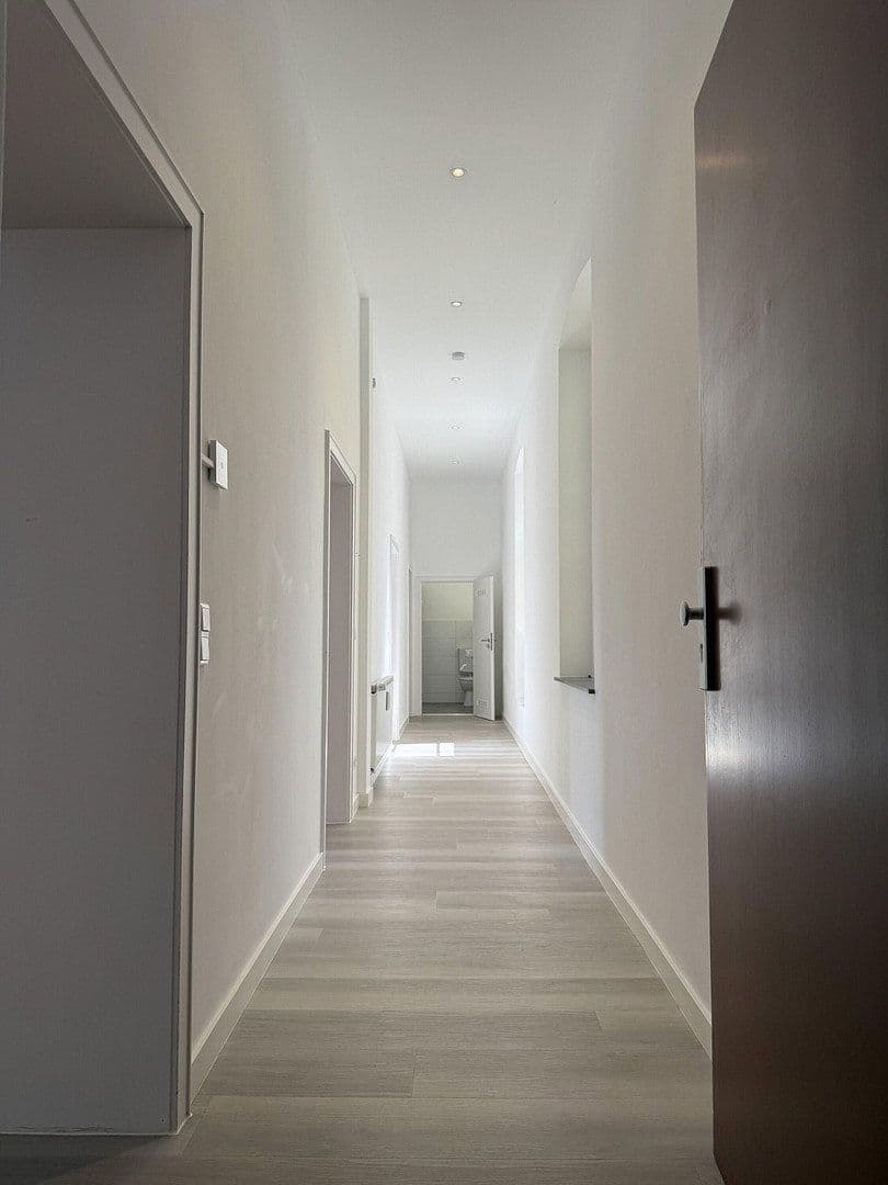 Prenájom bytu 3-izbový 80 m², Maternusstraße 39, Köln, Severné Porýnie - Westfálsko Prenájom bytu 3-izbový 80 m², Maternusstraße 39, Köln, Severné Porýnie - Westfálsko
