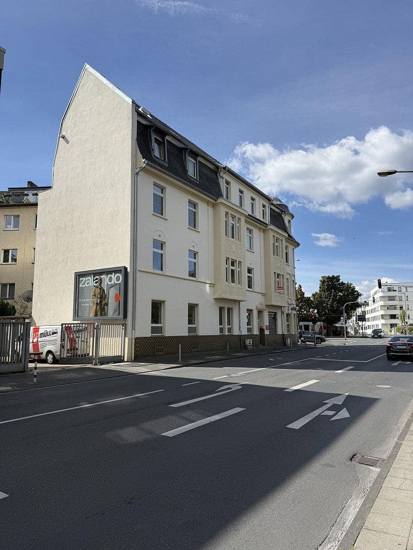 Prenájom bytu 3-izbový 80 m², Maternusstraße 39, Köln, Severné Porýnie - Westfálsko Prenájom bytu 3-izbový 80 m², Maternusstraße 39, Köln, Severné Porýnie - Westfálsko