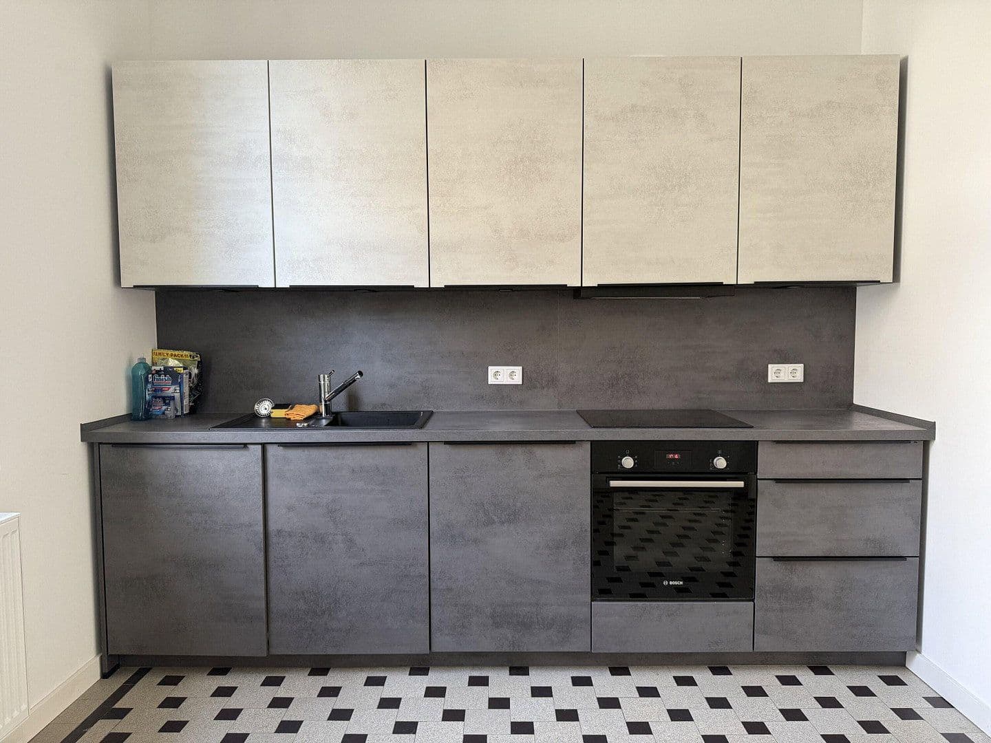 Prenájom bytu 3-izbový 80 m², Maternusstraße 39, Köln, Severné Porýnie - Westfálsko Prenájom bytu 3-izbový 80 m², Maternusstraße 39, Köln, Severné Porýnie - Westfálsko
