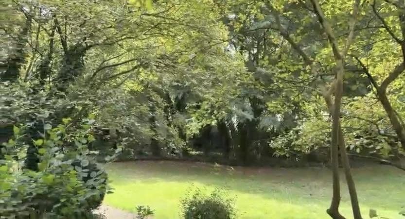 Predaj bytu 3-izbový 64 m², Laehrscher Jagdweg, Berlin, Berlín Predaj bytu 3-izbový 64 m², Laehrscher Jagdweg, Berlin, Berlín