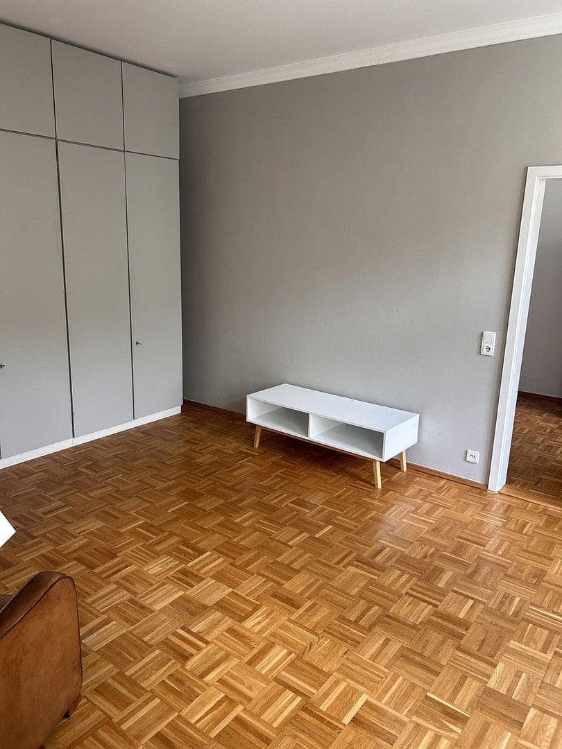 Prenájom bytu 2-izbový 40 m², Marienstr. 14, Berlin, Berlín Prenájom bytu 2-izbový 40 m², Marienstr. 14, Berlin, Berlín