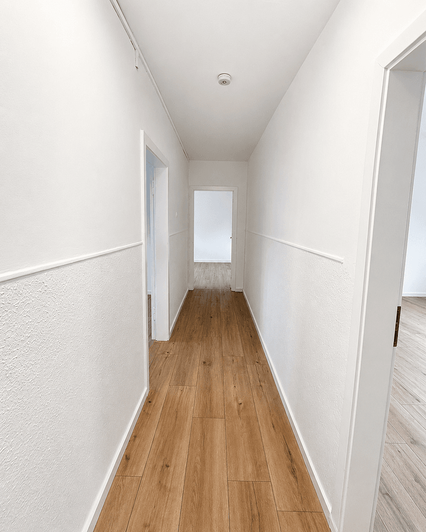 Prenájom bytu 4-izbový 95 m², Königstr. 11, Remscheid, Severné Porýnie - Westfálsko Prenájom bytu 4-izbový 95 m², Königstr. 11, Remscheid, Severné Porýnie - Westfálsko