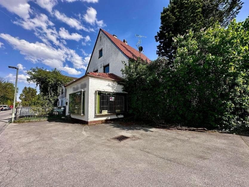 Prenájom domu 140 m², pozemok 750 m², Frühlingstr. 27, Germering, Bavorsko Prenájom domu 140 m², pozemok 750 m², Frühlingstr. 27, Germering, Bavorsko