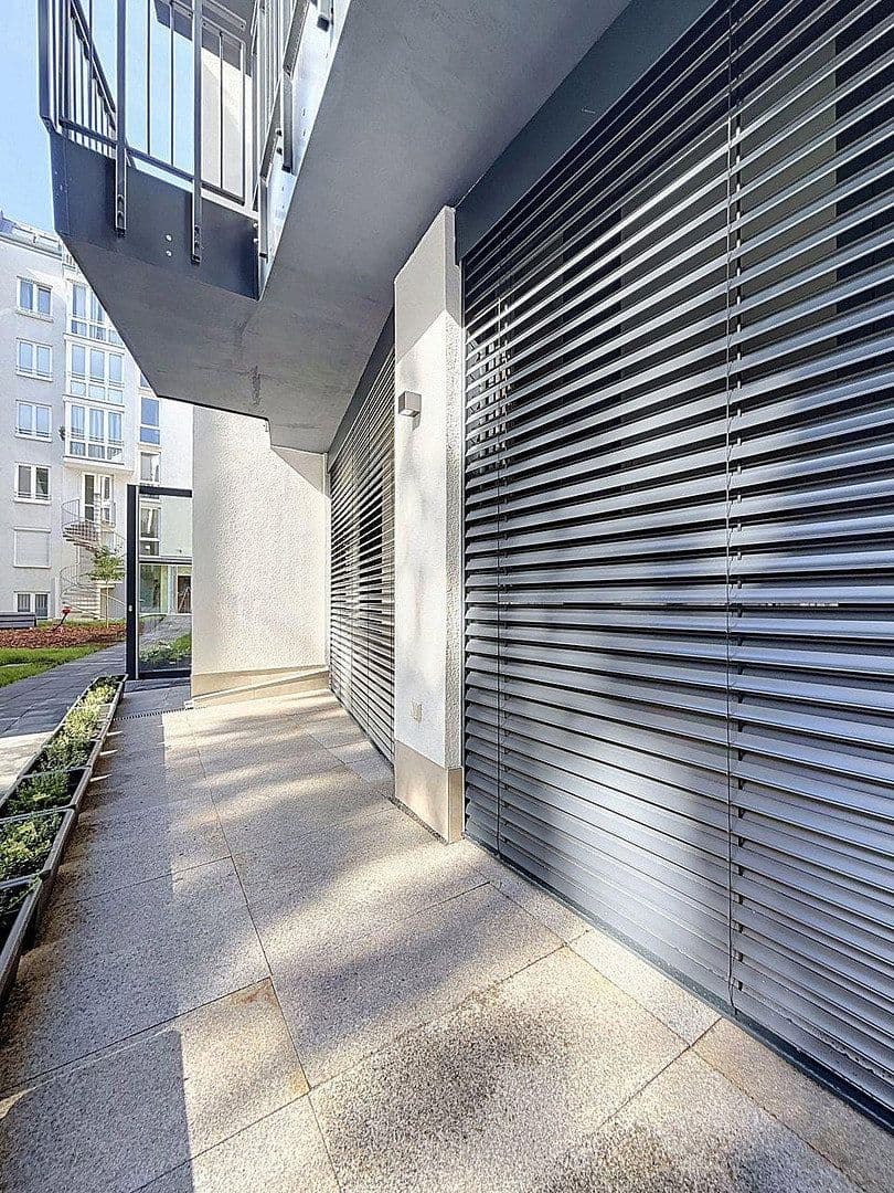 Prenájom bytu 2-izbový 62 m², Pestalozzistraße, Pestalozzistraße, Berlín Prenájom bytu 2-izbový 62 m², Pestalozzistraße, Pestalozzistraße, Berlín