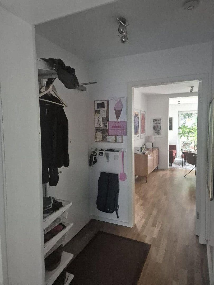 Prenájom bytu 3-izbový 66 m², Hüningerstraße 37, Berlin, Berlín Prenájom bytu 3-izbový 66 m², Hüningerstraße 37, Berlin, Berlín