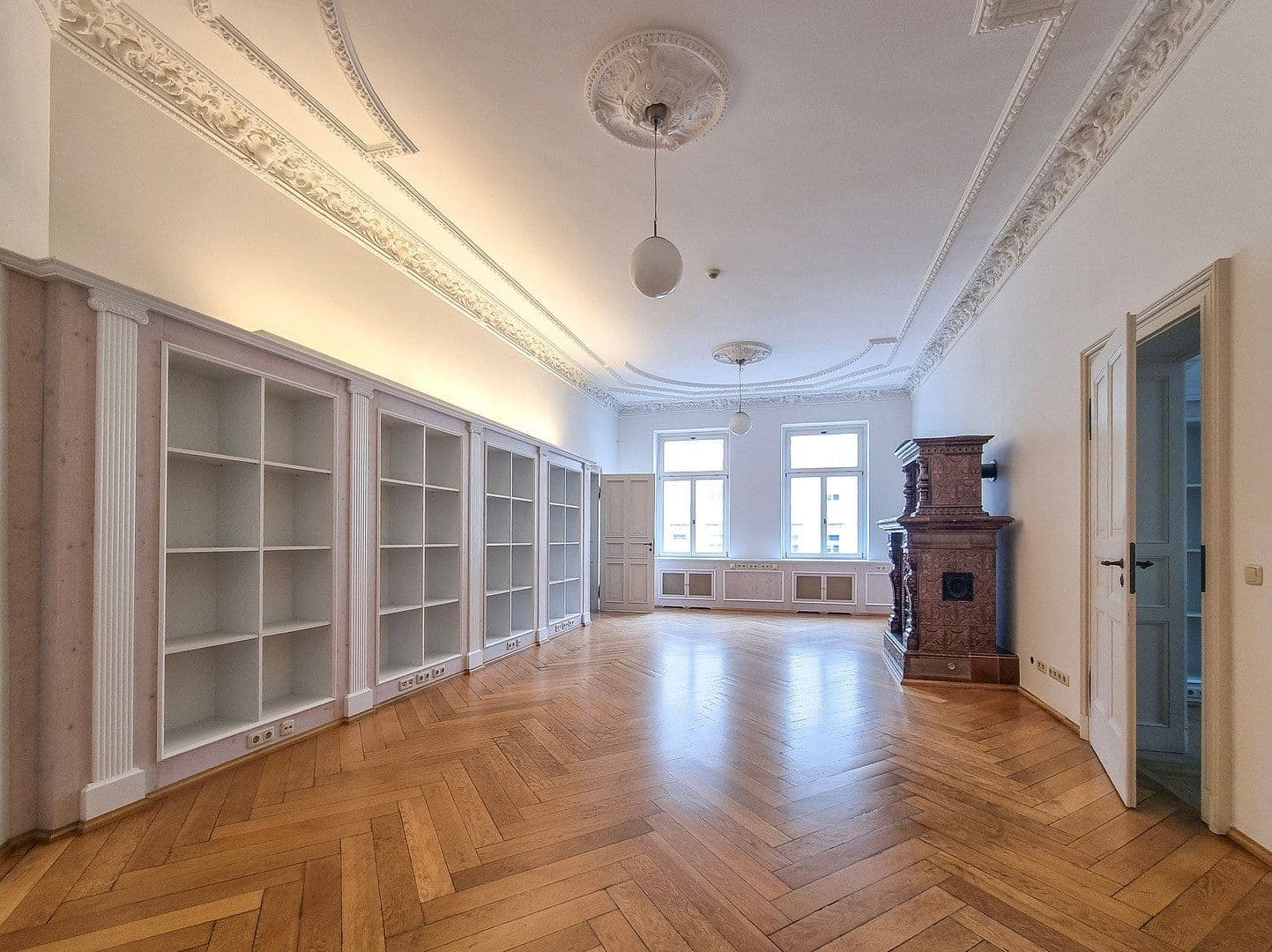 Prenájom kancelárie 300 m², Leipzig, Sasko Prenájom kancelárie 300 m², Leipzig, Sasko