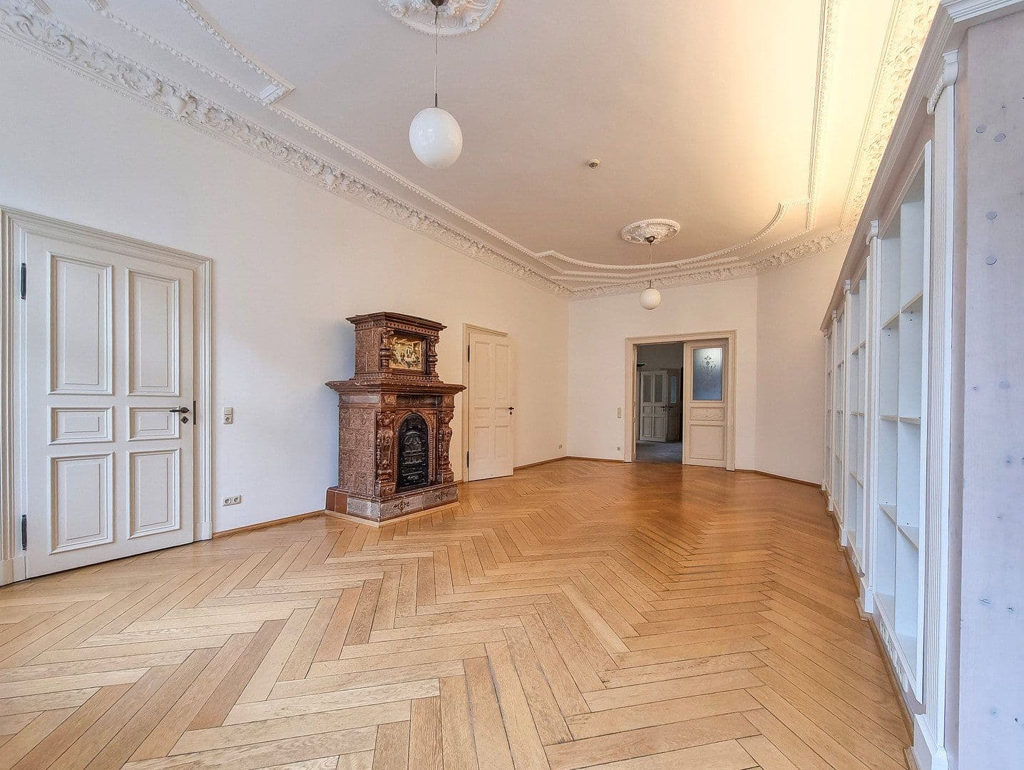 Prenájom kancelárie 300 m², Leipzig, Sasko Prenájom kancelárie 300 m², Leipzig, Sasko