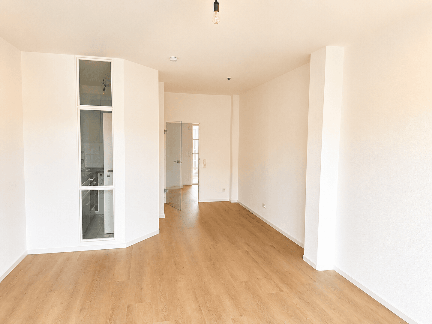 Prenájom bytu 1-izbový 40 m², Kölner Straße 7a, Frechen, Severné Porýnie - Westfálsko Prenájom bytu 1-izbový 40 m², Kölner Straße 7a, Frechen, Severné Porýnie - Westfálsko