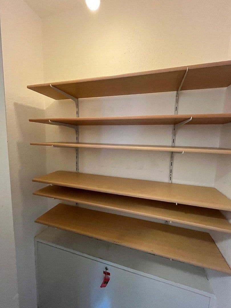 Prenájom bytu 4-izbový 99 m², Mönchengladbach, Severné Porýnie - Westfálsko Prenájom bytu 4-izbový 99 m², Mönchengladbach, Severné Porýnie - Westfálsko