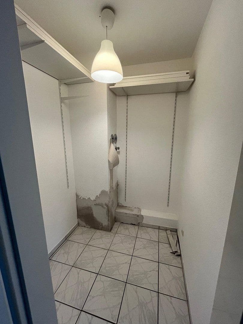 Prenájom bytu 4-izbový 99 m², Mönchengladbach, Severné Porýnie - Westfálsko Prenájom bytu 4-izbový 99 m², Mönchengladbach, Severné Porýnie - Westfálsko