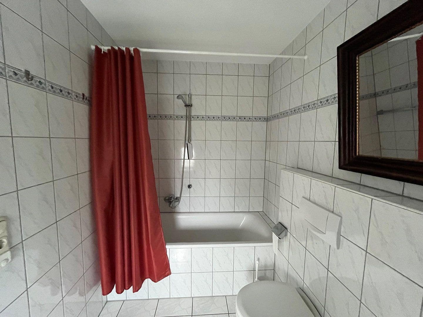 Prenájom bytu 4-izbový 99 m², Mönchengladbach, Severné Porýnie - Westfálsko Prenájom bytu 4-izbový 99 m², Mönchengladbach, Severné Porýnie - Westfálsko