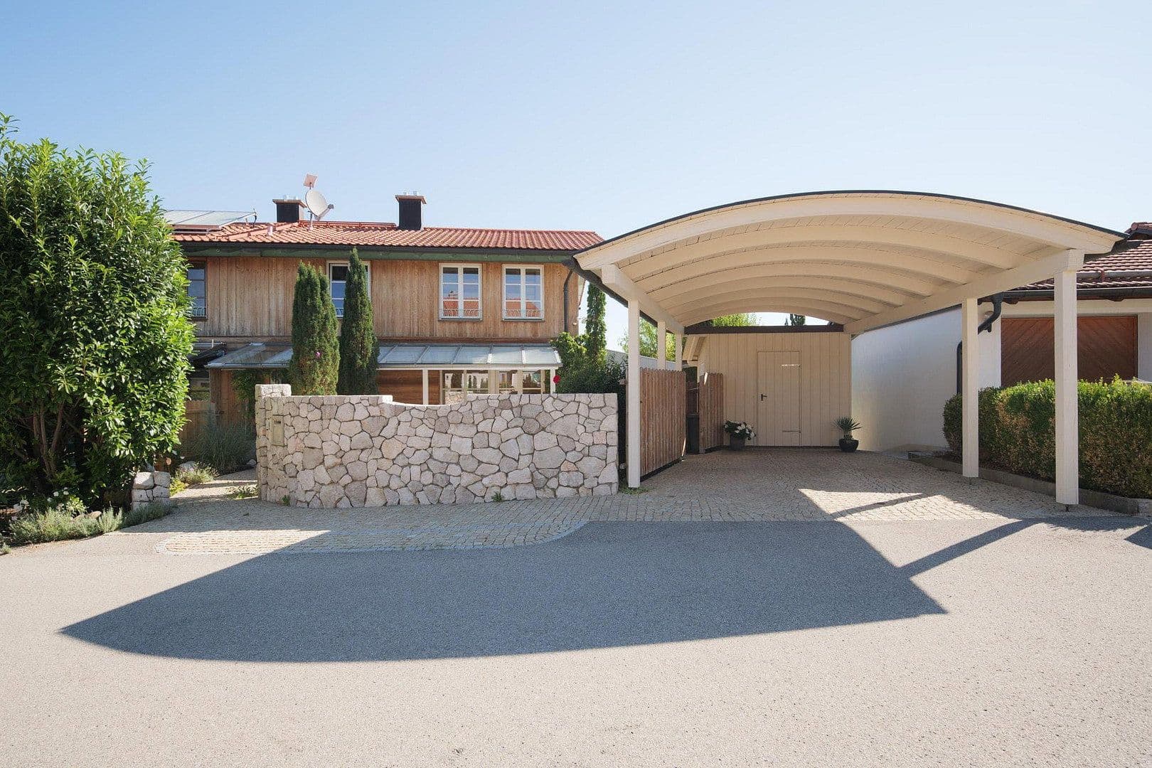 Predaj domu 168 m², pozemok 552 m², Nußdorf, Bavorsko Predaj domu 168 m², pozemok 552 m², Nußdorf, Bavorsko