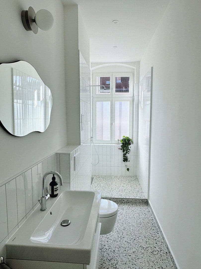 Predaj bytu 2-izbový 65 m², Berlin, Berlín Predaj bytu 2-izbový 65 m², Berlin, Berlín