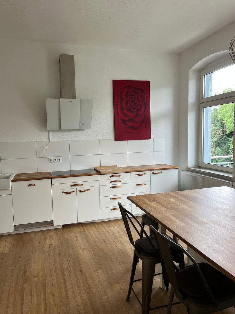 Prenájom bytu 4-izbový 123 m², Hof, Bavorsko Prenájom bytu 4-izbový 123 m², Hof, Bavorsko