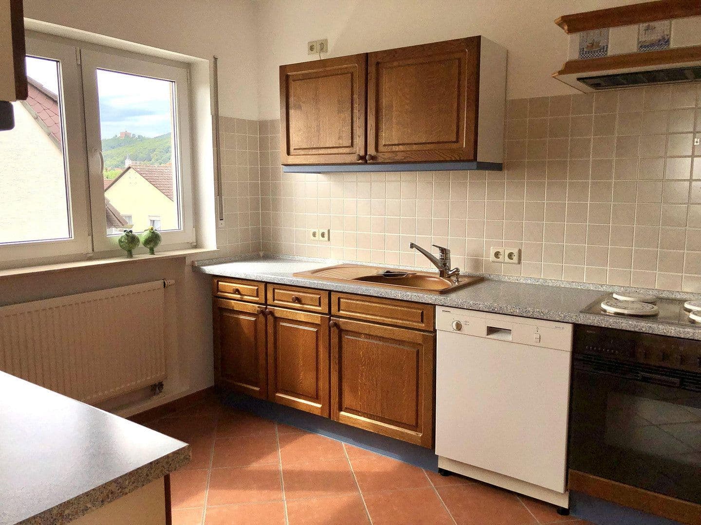 Predaj bytu 4-izbový 121 m², Neustadt, Porýnie-Falcko Predaj bytu 4-izbový 121 m², Neustadt, Porýnie-Falcko