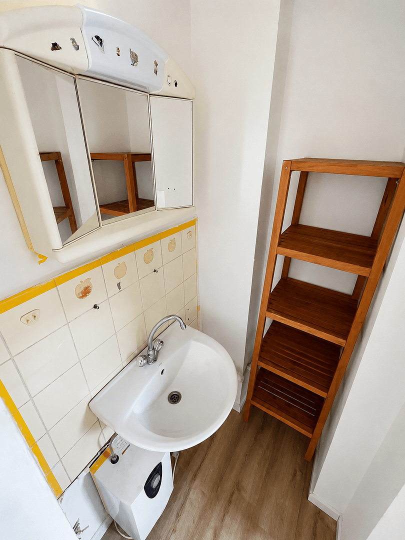Prenájom bytu 1-izbový 11 m², Peter-Henlein-Straße 78, Nürnberg, Bavorsko Prenájom bytu 1-izbový 11 m², Peter-Henlein-Straße 78, Nürnberg, Bavorsko