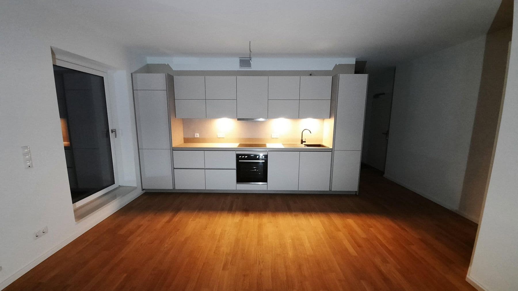 Prenájom bytu 3-izbový 88 m², Hafenterrassen 10, Geesthacht, Šlezvicko-Holštajnsko Prenájom bytu 3-izbový 88 m², Hafenterrassen 10, Geesthacht, Šlezvicko-Holštajnsko