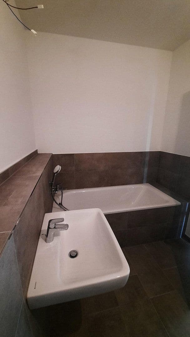 Prenájom bytu 3-izbový 88 m², Hafenterrassen 10, Geesthacht, Šlezvicko-Holštajnsko Prenájom bytu 3-izbový 88 m², Hafenterrassen 10, Geesthacht, Šlezvicko-Holštajnsko