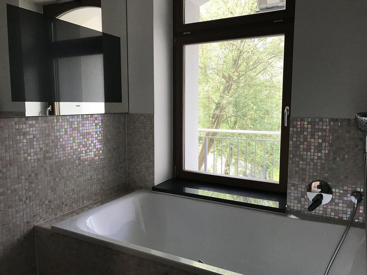 Prenájom bytu 4-izbový 141 m², Chemnitz, Sasko Prenájom bytu 4-izbový 141 m², Chemnitz, Sasko