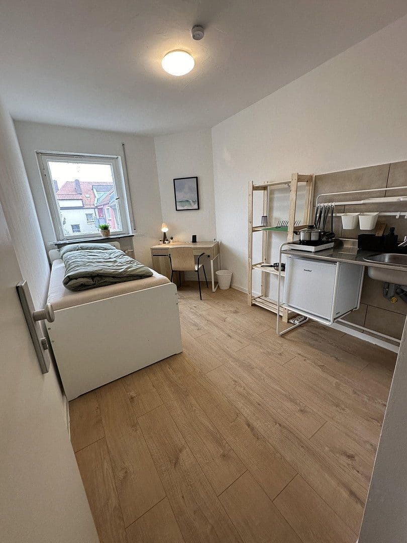 Prenájom bytu 1-izbový 12 m², Peter-Henlein-Straße 78, Nürnberg, Bavorsko Prenájom bytu 1-izbový 12 m², Peter-Henlein-Straße 78, Nürnberg, Bavorsko