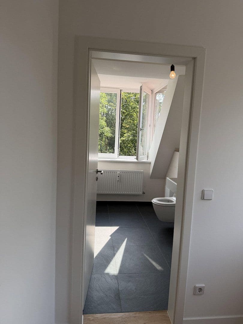 Prenájom bytu 3-izbový 115 m², Wilhelmstraße 4, Dallgow-Döberitz, Brandenbursko Prenájom bytu 3-izbový 115 m², Wilhelmstraße 4, Dallgow-Döberitz, Brandenbursko