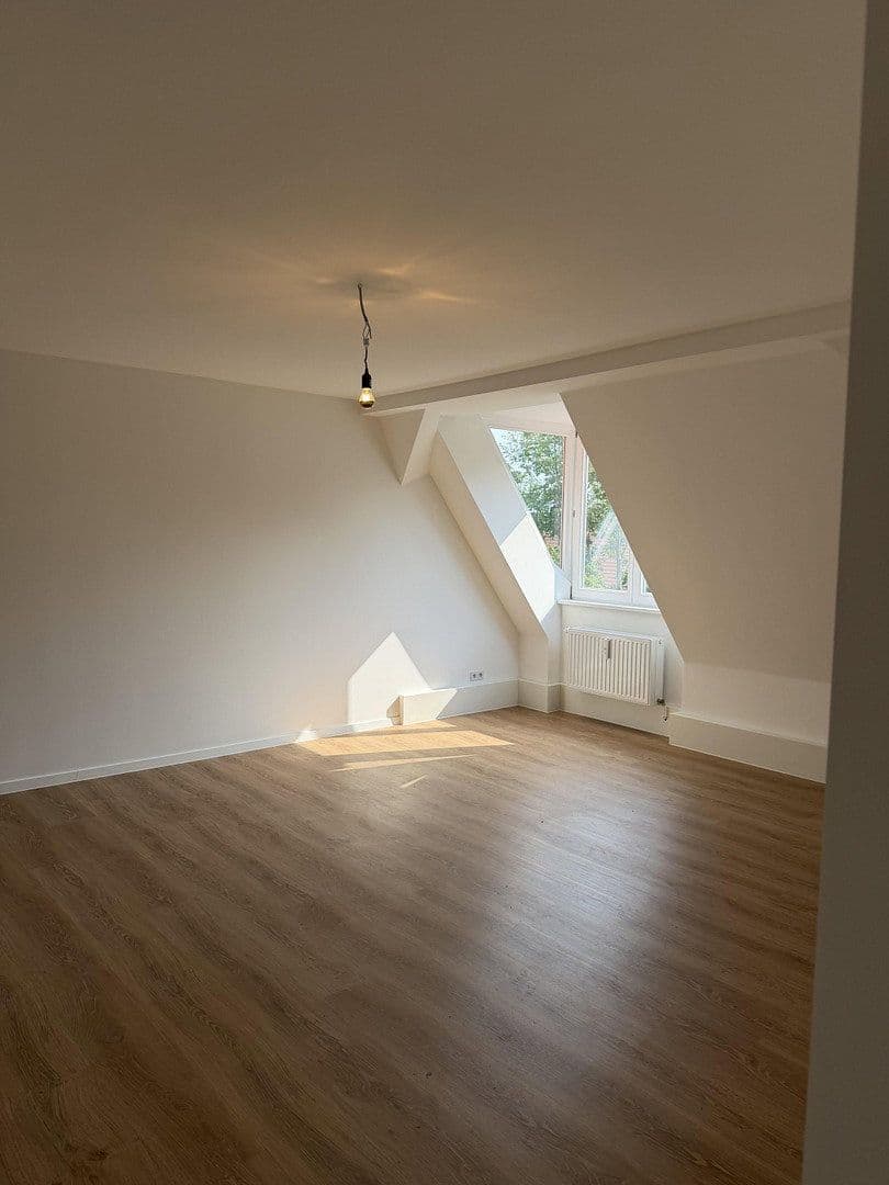 Prenájom bytu 3-izbový 115 m², Wilhelmstraße 4, Dallgow-Döberitz, Brandenbursko Prenájom bytu 3-izbový 115 m², Wilhelmstraße 4, Dallgow-Döberitz, Brandenbursko