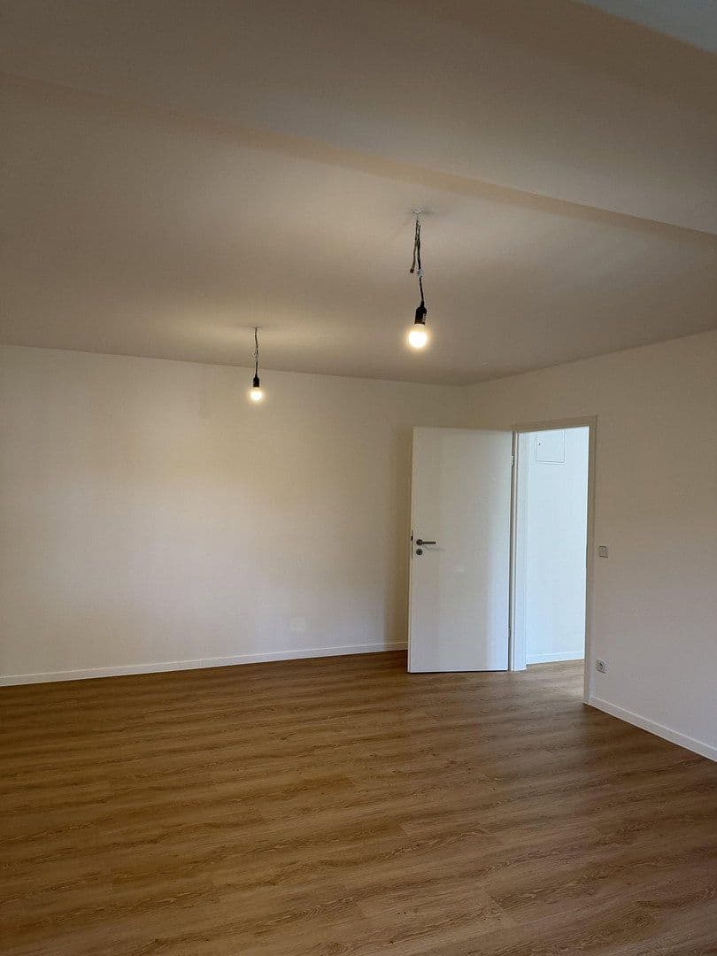 Prenájom bytu 3-izbový 115 m², Wilhelmstraße 4, Dallgow-Döberitz, Brandenbursko Prenájom bytu 3-izbový 115 m², Wilhelmstraße 4, Dallgow-Döberitz, Brandenbursko